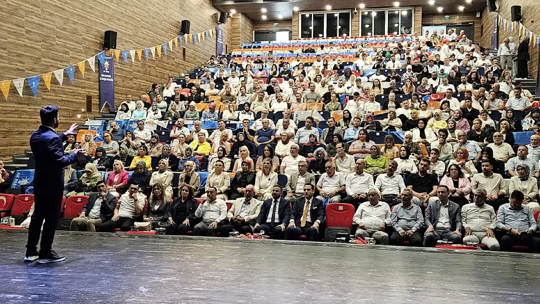 AK Parti Balıkesir Teşkilatı “Teşkilat Akademisi” Eğitim Programında Buluştu