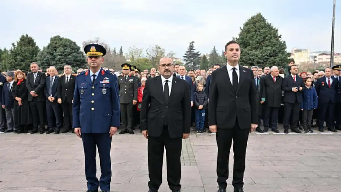 Balıkesir, 10 Kasım’da Ata’sını andı