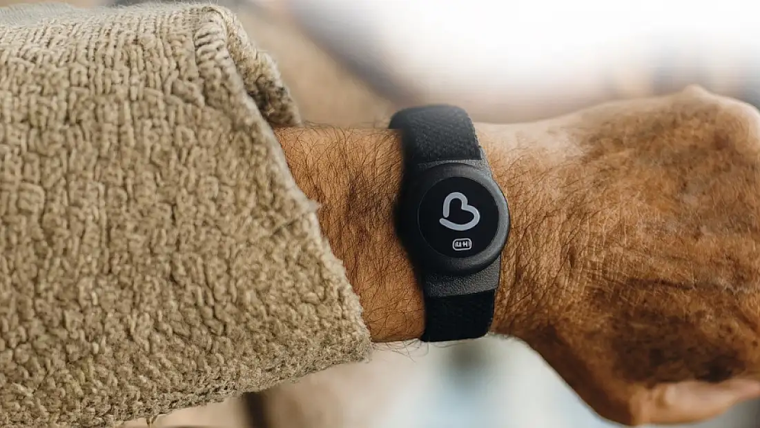 Büyükşehirden Alzheimer, Demans ve Otizm Hastalarına “Akıllı Takip Cihazı Desteği”