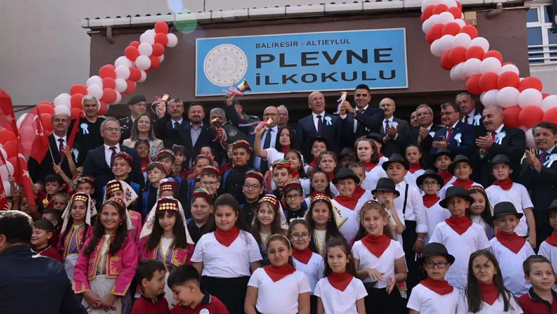 İlköğretim Haftası Kutlama Programı Plevne İlkokulu'nda Gerçekleştirildi