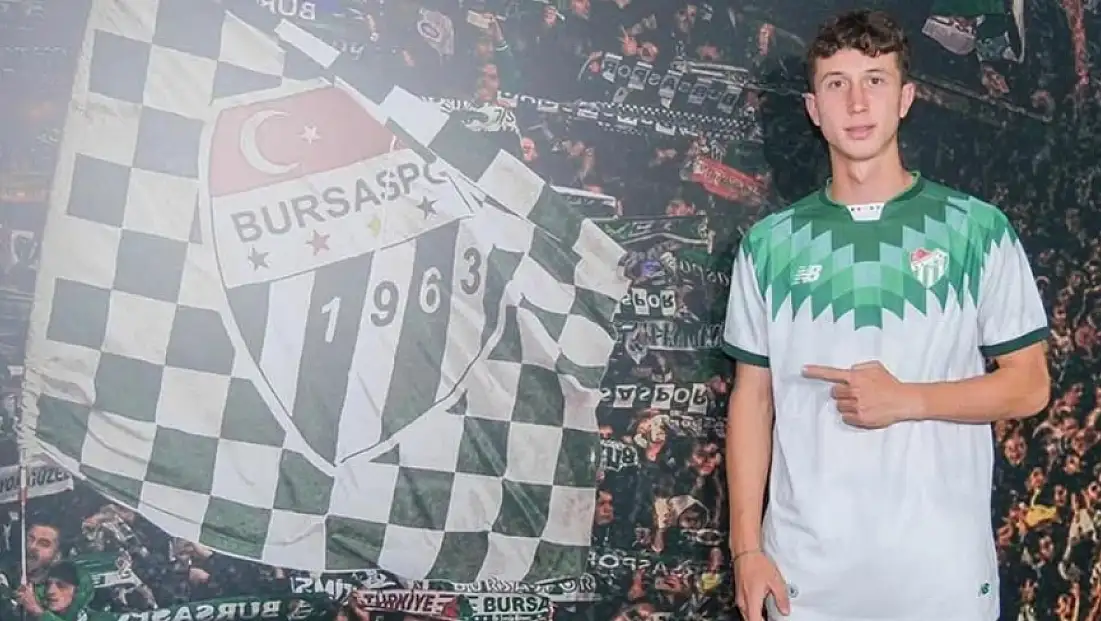 Kepsutlu Enes Kaya, Bursaspor'a profesyonel imza attı