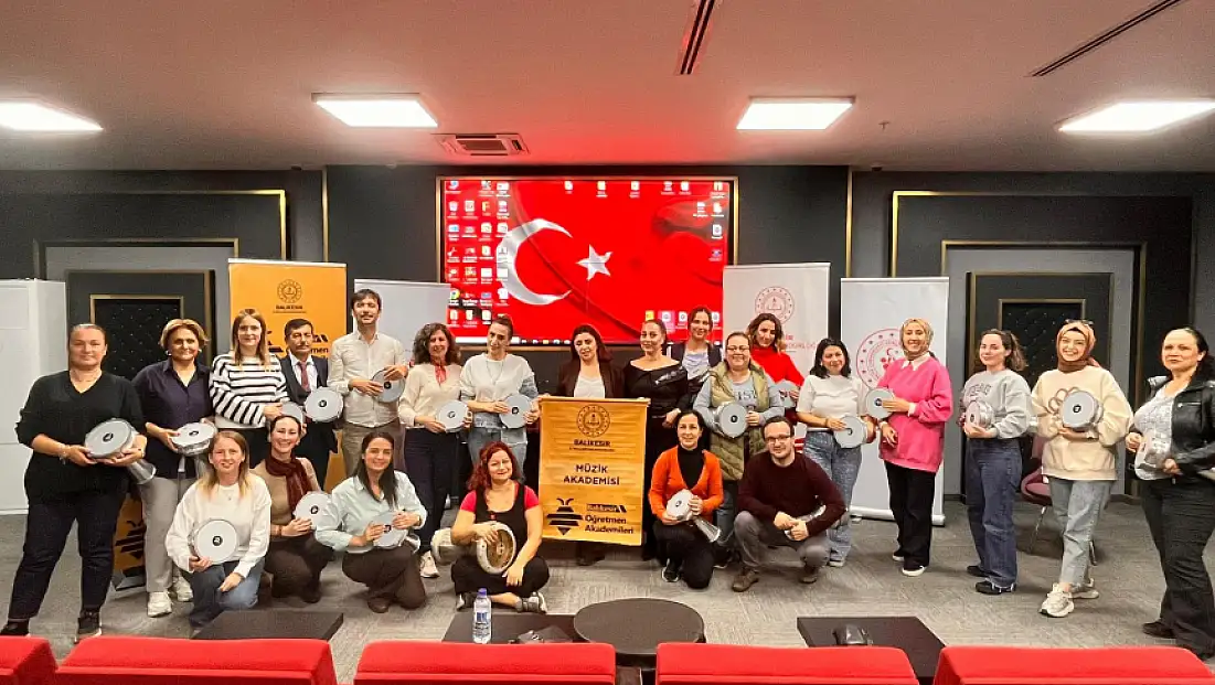 Müzik Akademisinde Ritim Dolu Bir Gece