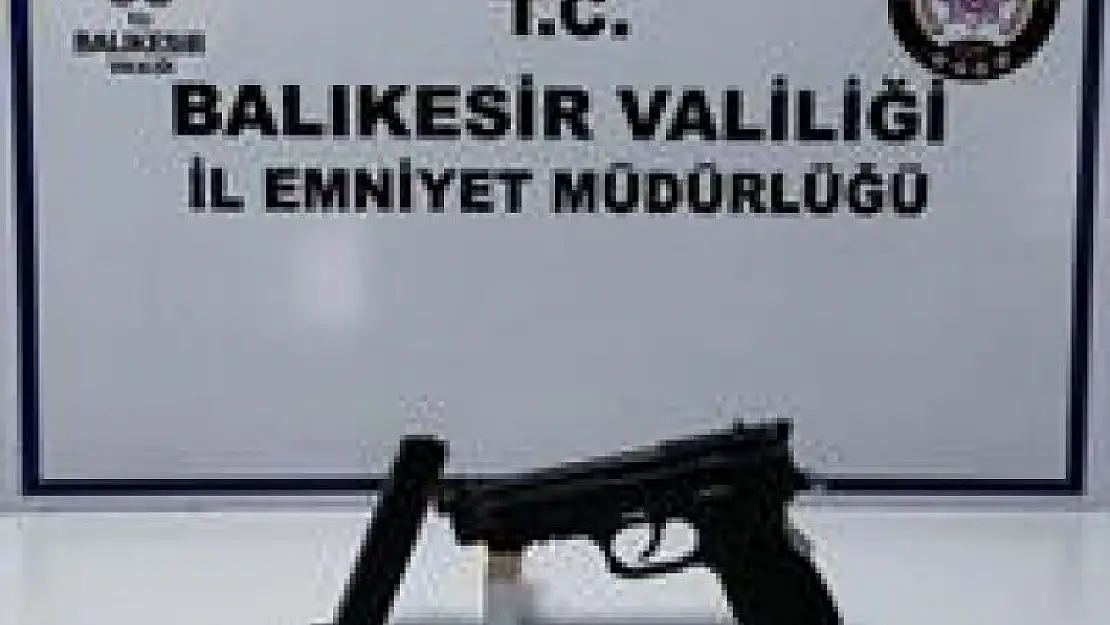10 İlçede 30 Aranan Şahıs Yakalandı