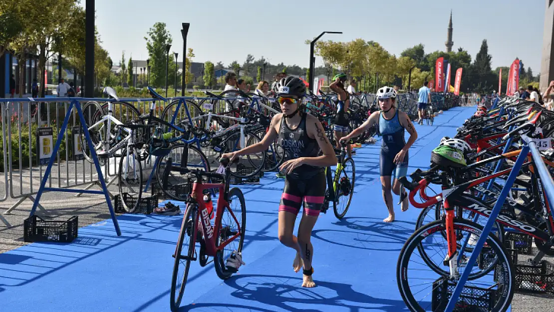 2022 Triatlon Türkiye Kupası Balıkesir'de Yapıldı