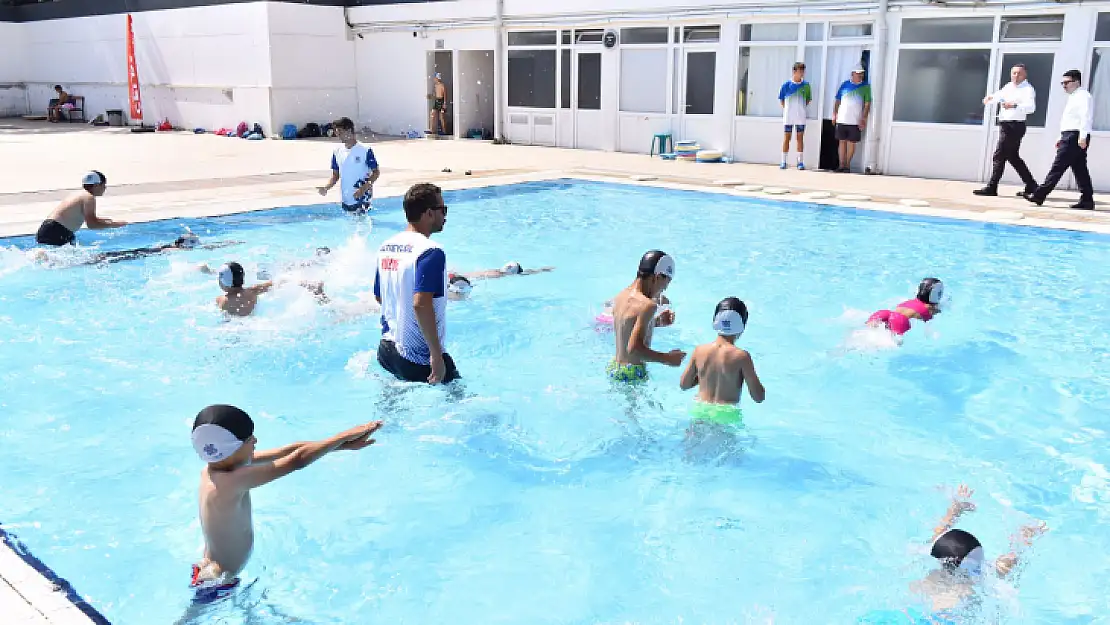 Altıeylül'de Yaz Spor Kurslarına Yoğun İlgi