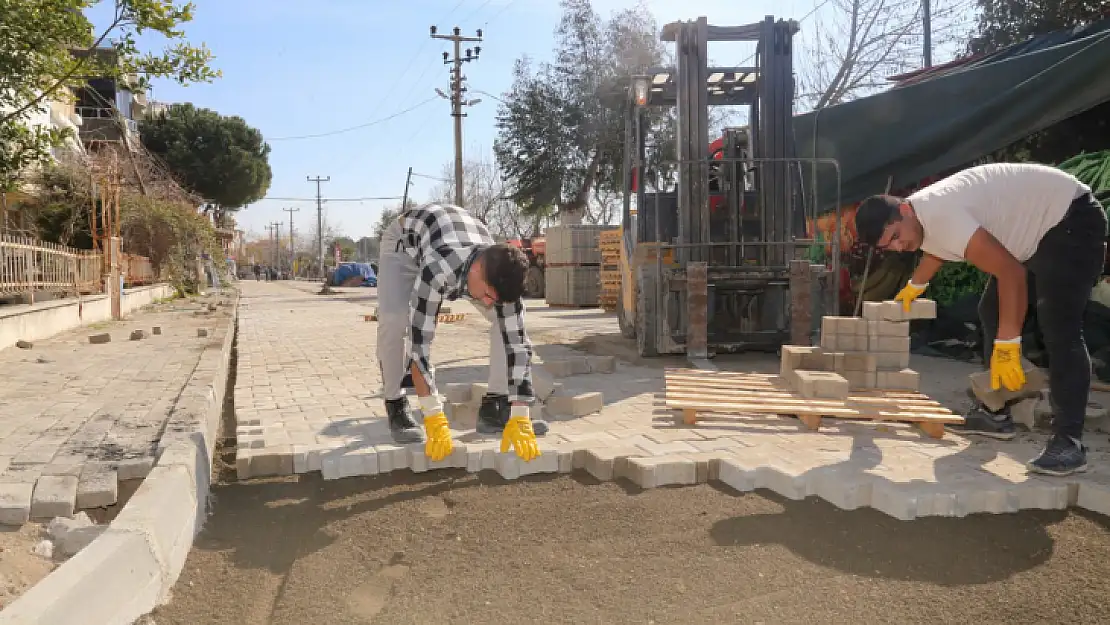 Altınkum Mahallesi'nde Yollar Yenileniyor