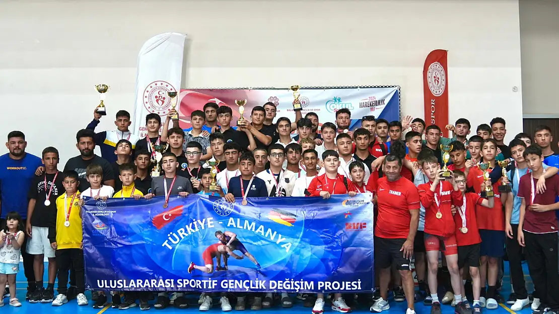Balıkesir'de Türkiye-Almanya Sportif Gençlik Buluşması: Güreş, Kültür ve Dostluk Aynı Minderde…