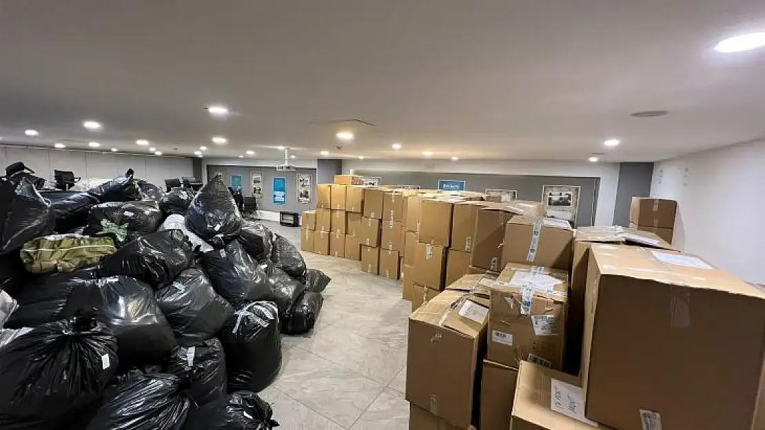 Balıkesir'den Deprem Bölgesine Gönül Köprüsü