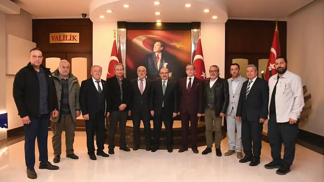Balıkesir Gazeteciler Cemiyeti Yeni Yönetimi Valilikte...