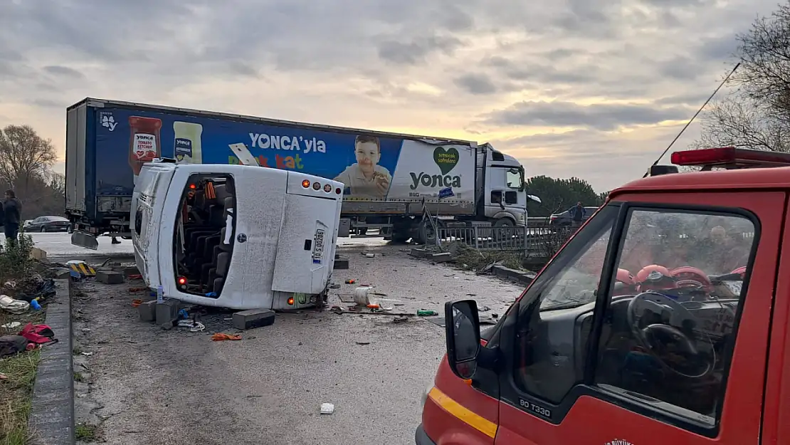 Balıkesir Pamukçu'da Kaza! 8'i Ağır 26 Yaralı Var...