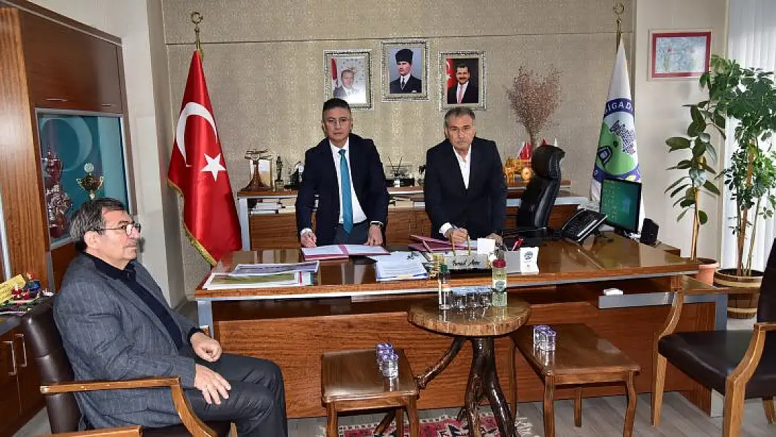 Balıkesir Üniversitesi ve Bigadiç Belediyesi Arasında İş Birliği Protokolü İmzalandı