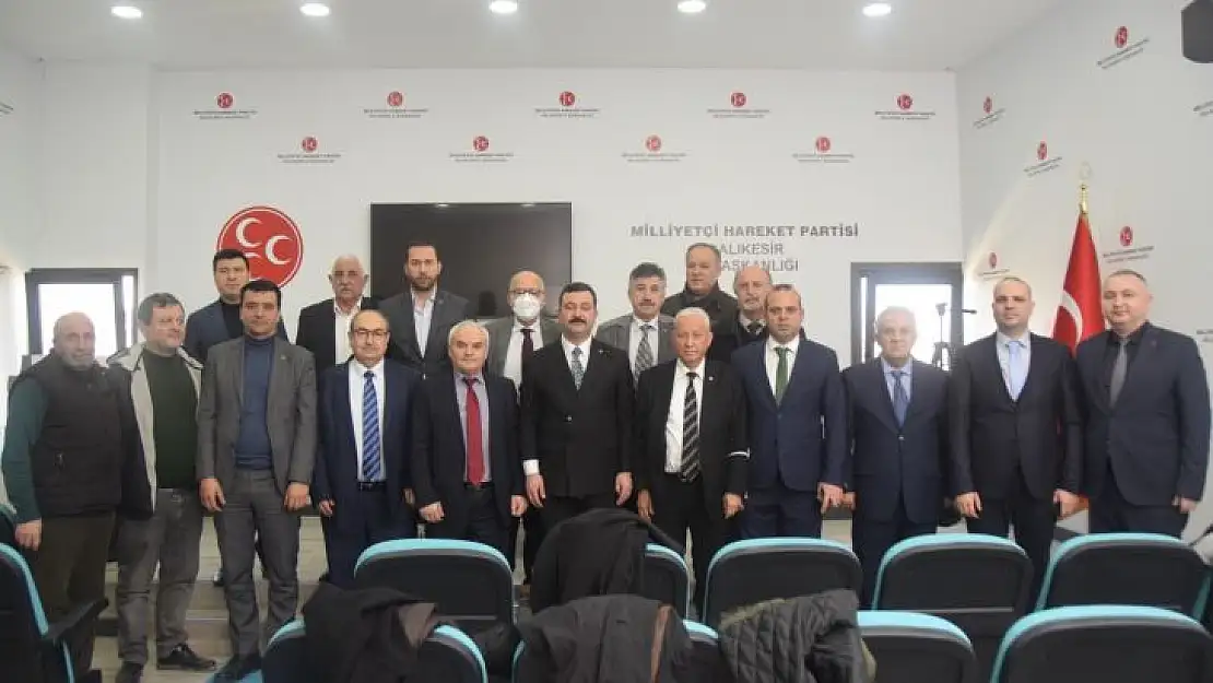 Balıkesirler Dernekleri Başkanları MHP'yi ziyaret etti 