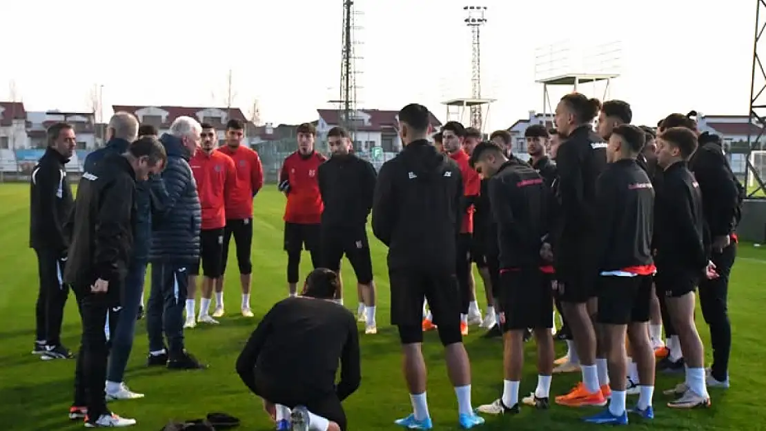 Balıkesirspor Antalya'da Kampta