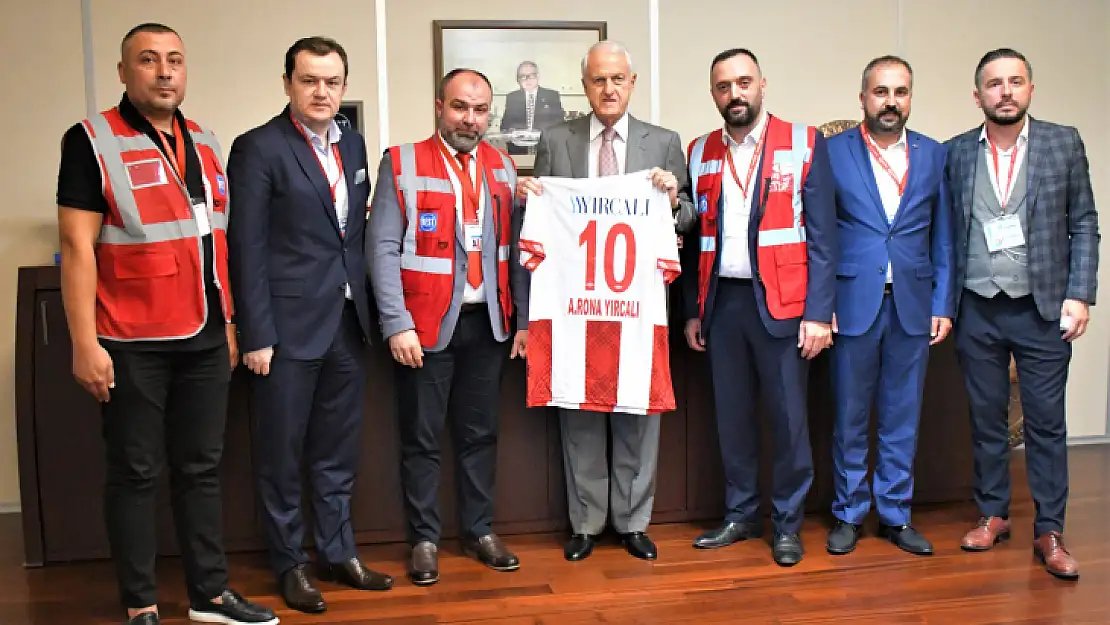 Balıkesirspor'dan Rona Yırcalı'ya Anlamlı Ziyaret