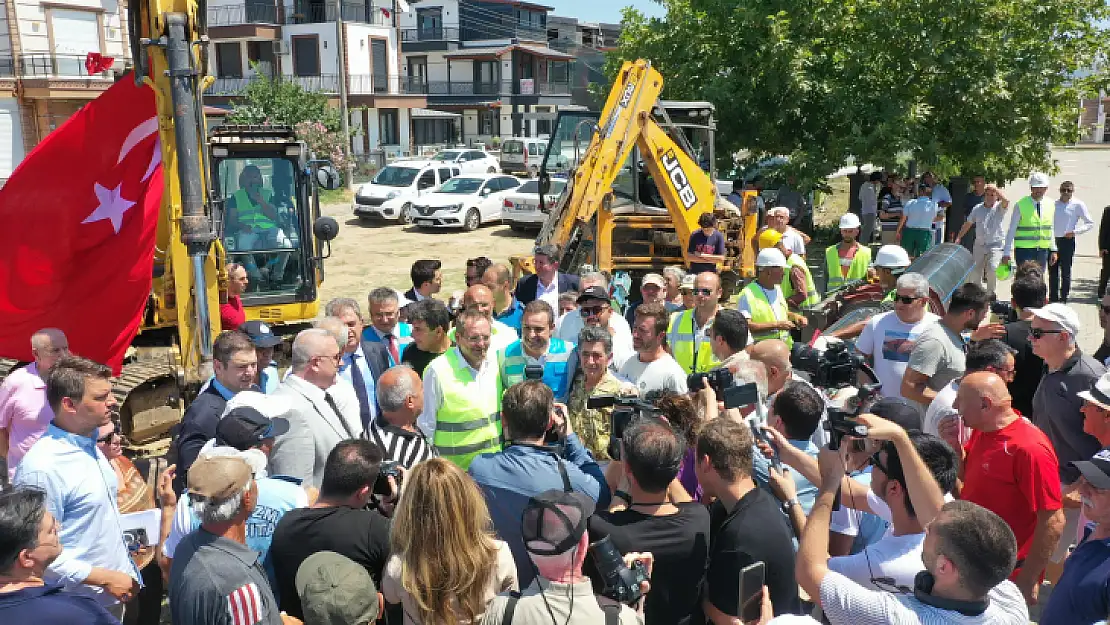 Başkan Akın, Ayvalık'ın Su Sorununu Tarihe Gömecek