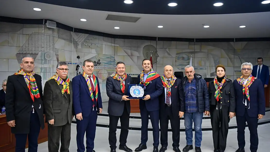 Başkan Akın, Balıkesirli Yörük Türkmenleri ağırladı