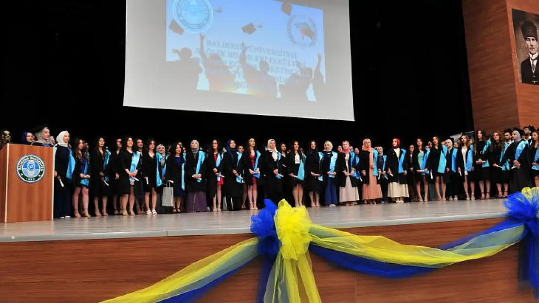BAÜN Sağlık Bilimleri Fakültesinde Mezuniyet Sevinci