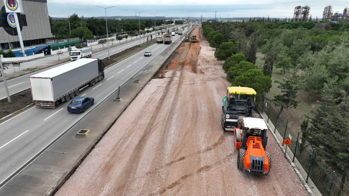 Büyükşehir Bandırma'nın Araç Trafiğini Rahatlatıyor