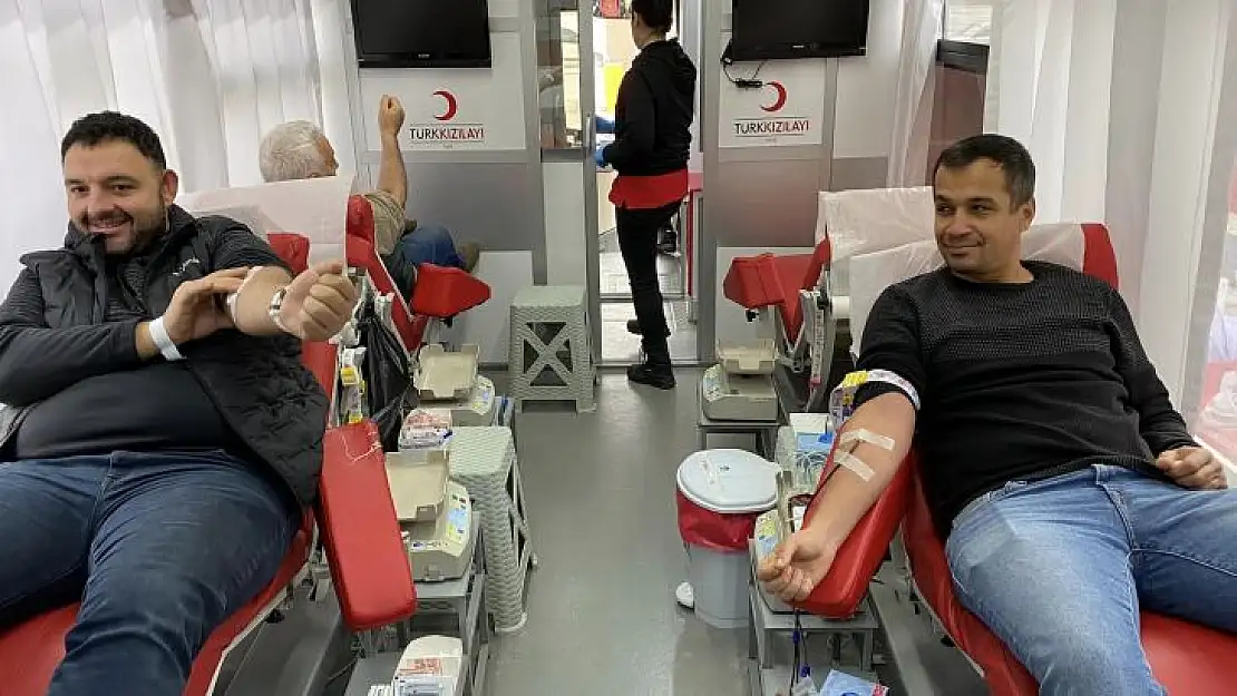 Cumhuriyetin 100. Yılında Kuva-yi Milliye Şehri Balıkesir'den 100 Bin Kan Bağışı