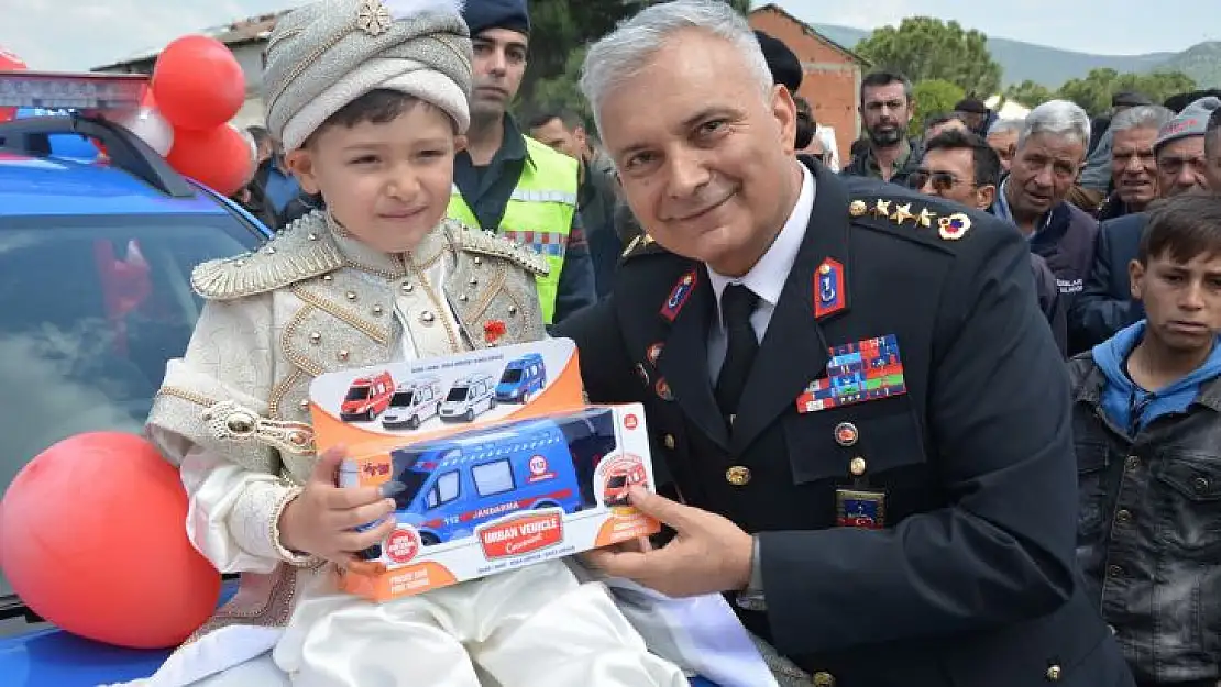 Devlet Şehit Çocuklarımızın Yanında
