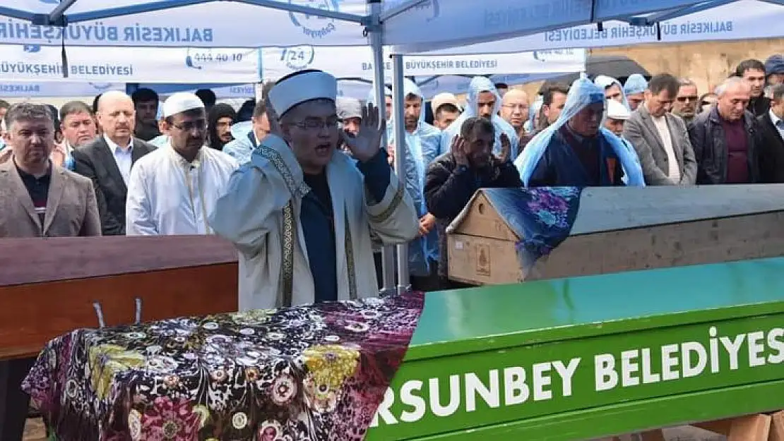 Dursunbey Kızılöz'de Gözyaşları Sel Oldu