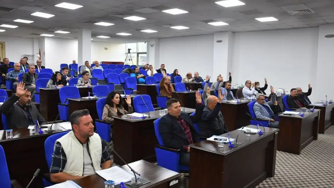 Edremit Belediyesi'nin 2023 bütçesi 1 milyar 100 milyon