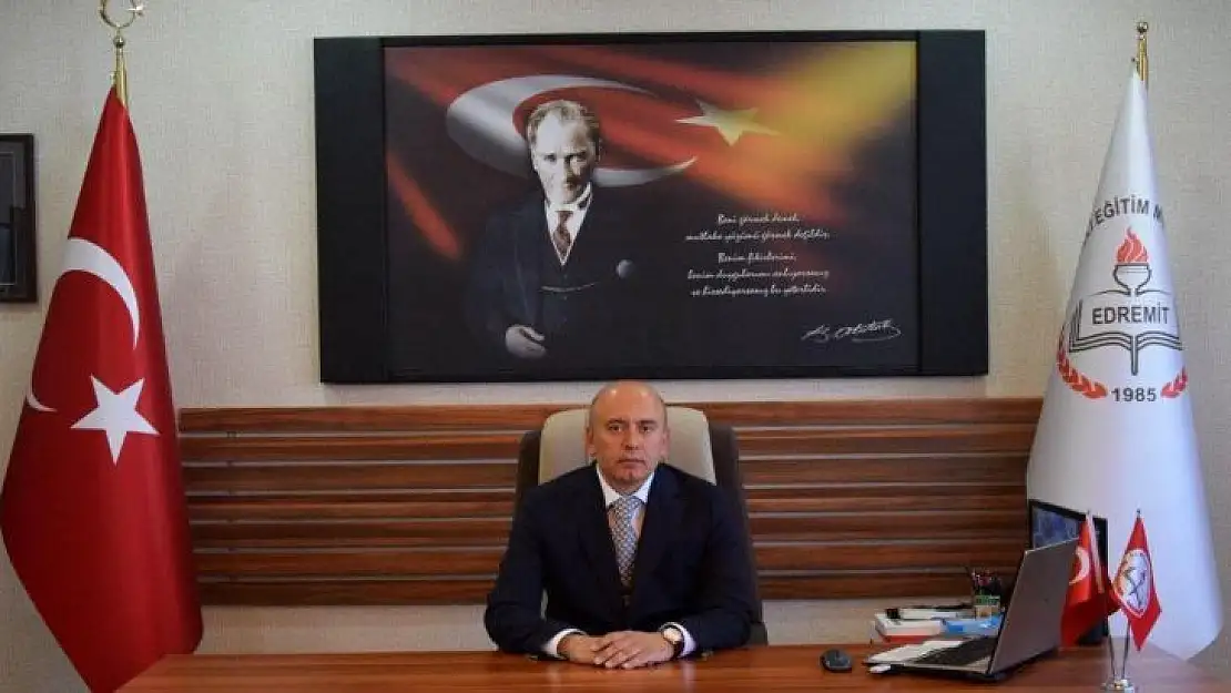 Edremit Millî Eğitim Müdürü Yakup Özbek: '19 Mayıs, kurtuluşun müjdecisidir'