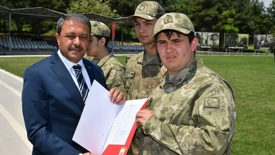 Engel Tanımadılar Asker Oldular