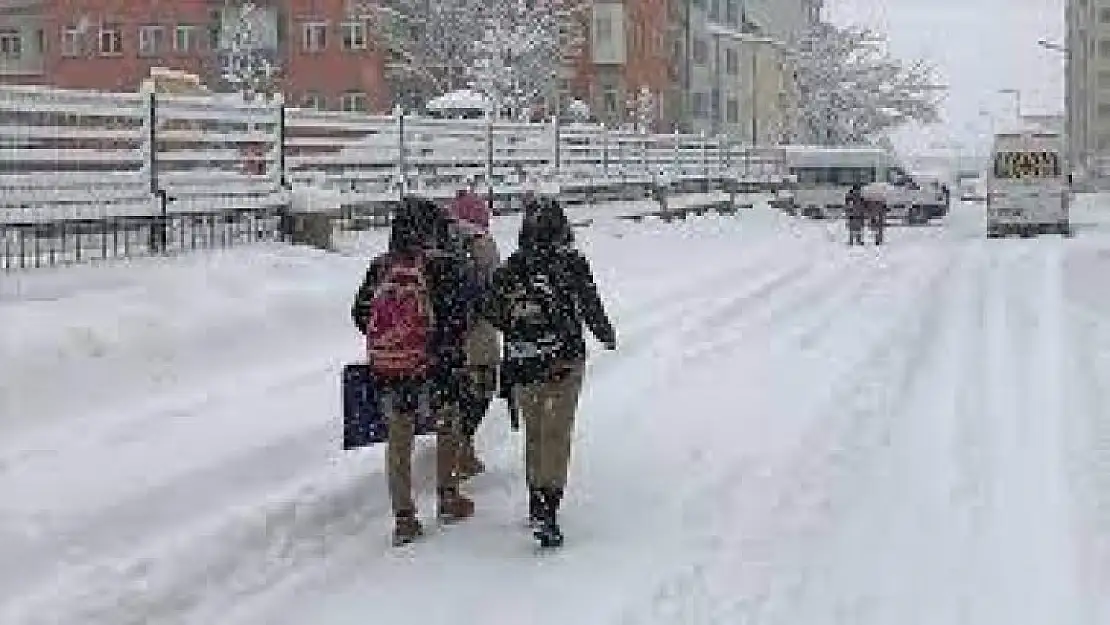 İlçelerde Okullar İki Gün Tatil Edildi