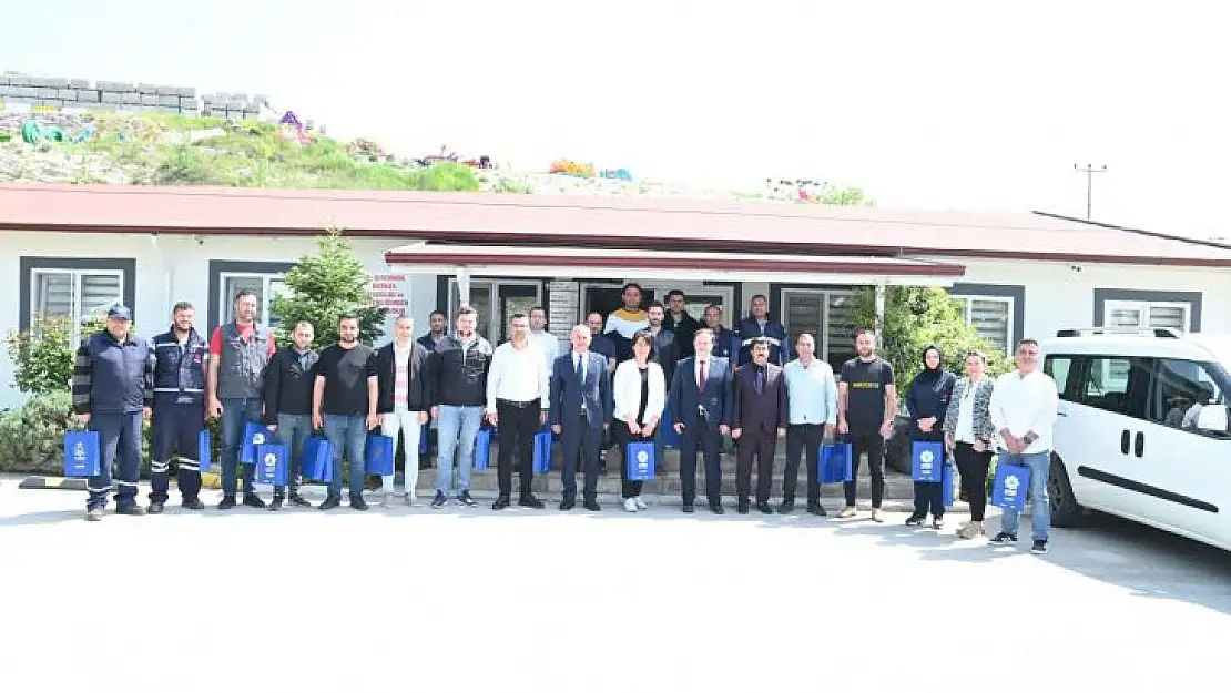 Karesi Ailesi Bayramlaştı