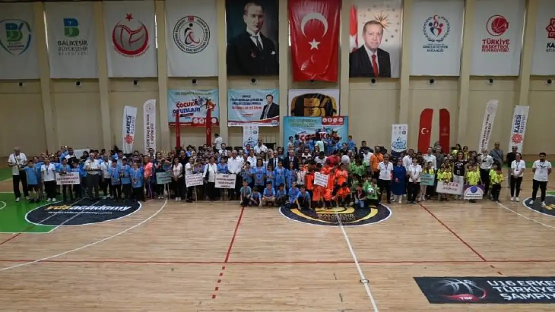 Karesi'de Çocuklar Unutulan Oyunları Öğreniyor