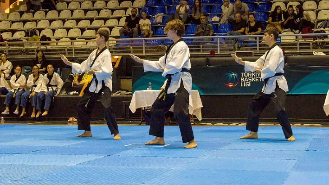 Karesi Taekwondo Spor Kulübü Türkiye Şampiyonasına Hazırlanıyor