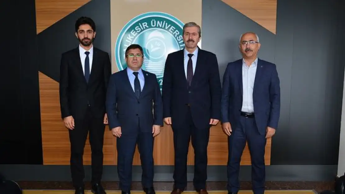 Kur'ân-ı Kerîm'i Güzel Okuma Yarışması İkincisinden, Rektör Prof. Dr. Yücel Oğurlu'ya Ziyaret