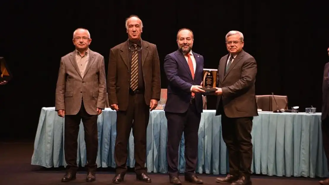 'Mehmet Akif Ersoy'a Saygı' kitabı tanıtıldı