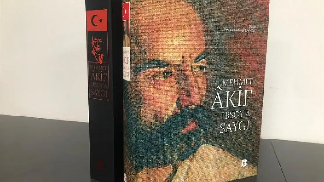 'Mehmet Akif Ersoy'a Saygı' Kitabı Meclis Üyelerine Dağıtıldı