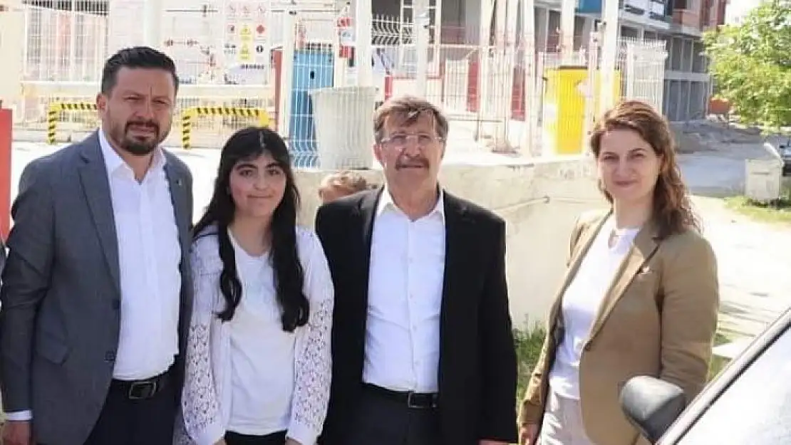 Mehmet Aydemir, Her Gittiği Yerde Sevgi Gösterileriyle Karşılanıyor.