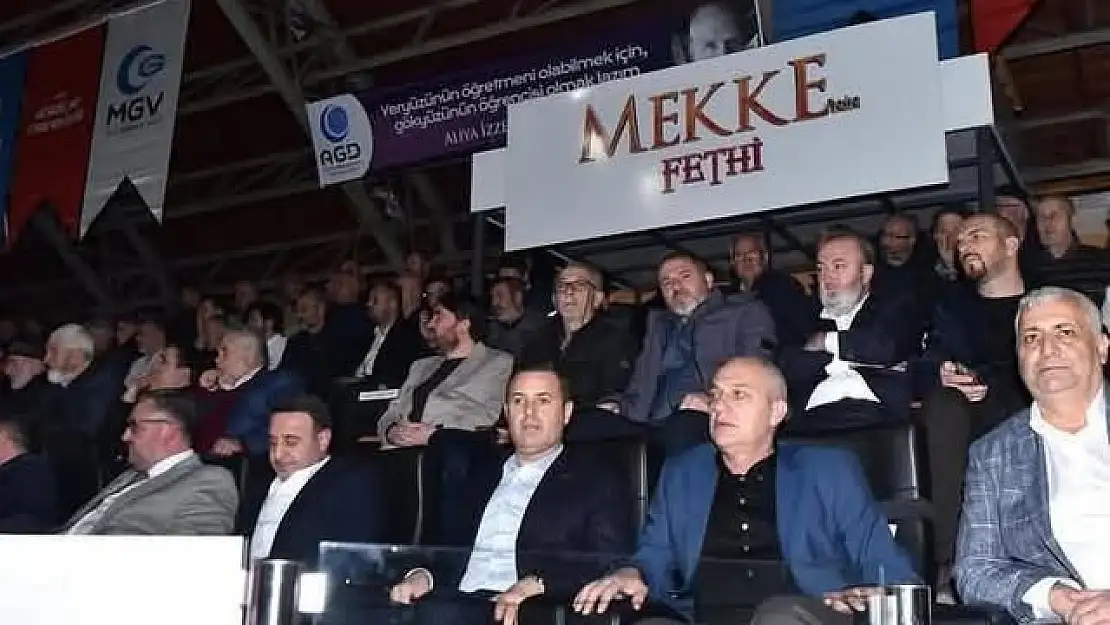 MEKKE'NİN FETHİ KUTLANDI