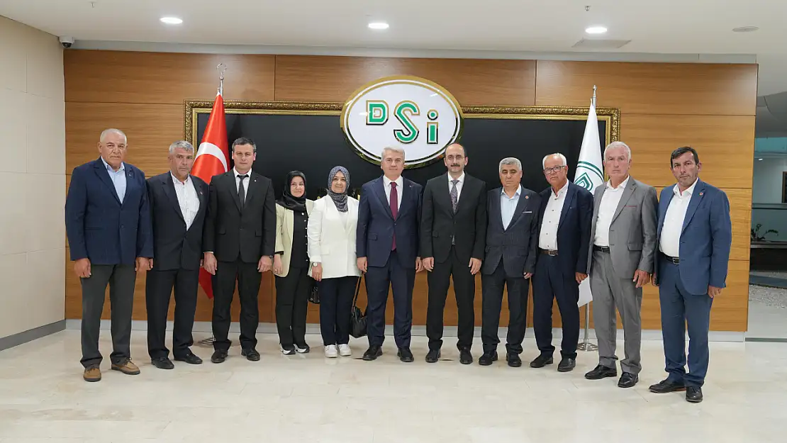 Milletvekili Canbey Muhtarlarla beraber DSİ Genel Müdür'ünü Ziyaret Etti
