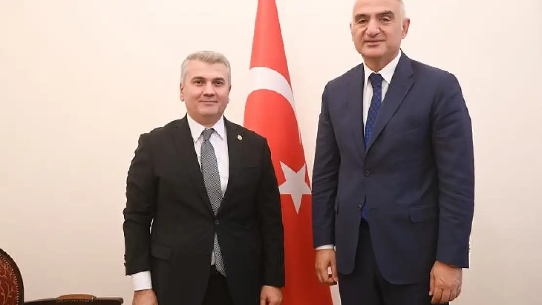 Milletvekili Mustafa Canbey'den 3 Günde 5 Bakan Ziyareti