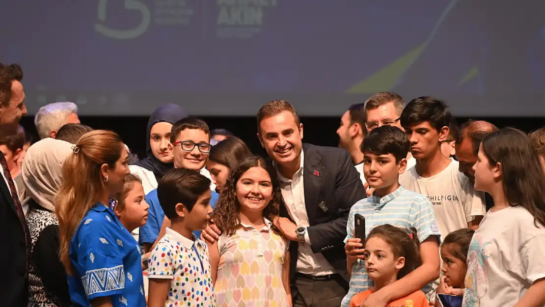 NE10, geleceğin teknoloji liderlerini mezun etti