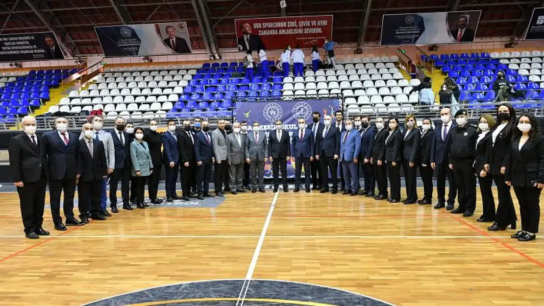 Okul Sporları Ödülleri Verildi