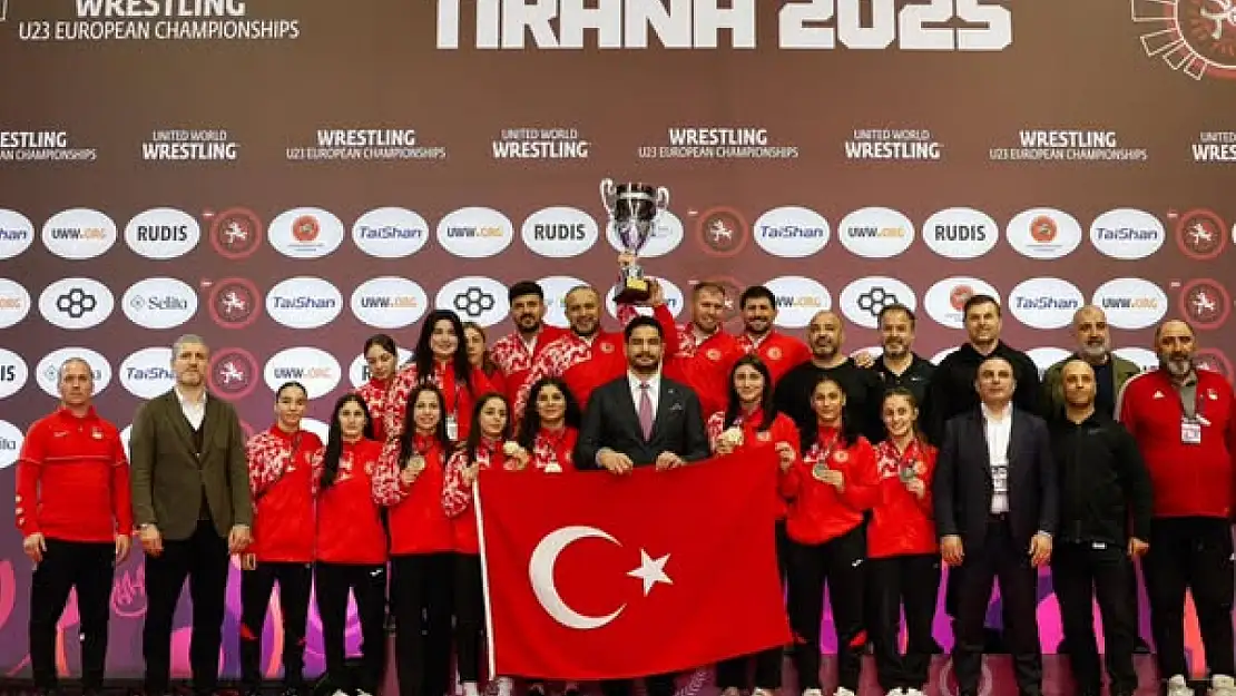 TİRAN'DA TARİH YAZAN U23 KADIN GÜREŞ MİLLİ TAKIMIMIZ, AVRUPA ŞAMPİYONU