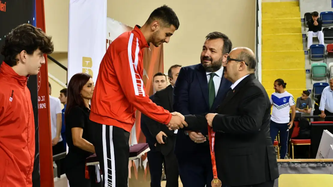 Türkiye Ümit Genç Ve U21 Karate Şampiyonası Ve Milli Takım Seçmeleri Açılış Seremonisi