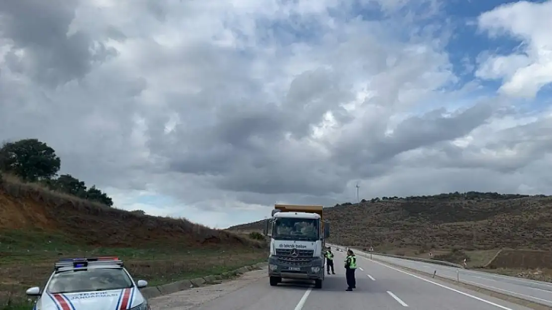 Yük ve Yolcu Taşıyan Araçlara Sıkı Denetim