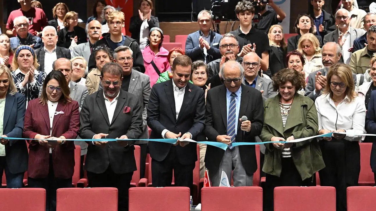 1.Balıkesir Kitap Fuarı coşkuyla açıldı