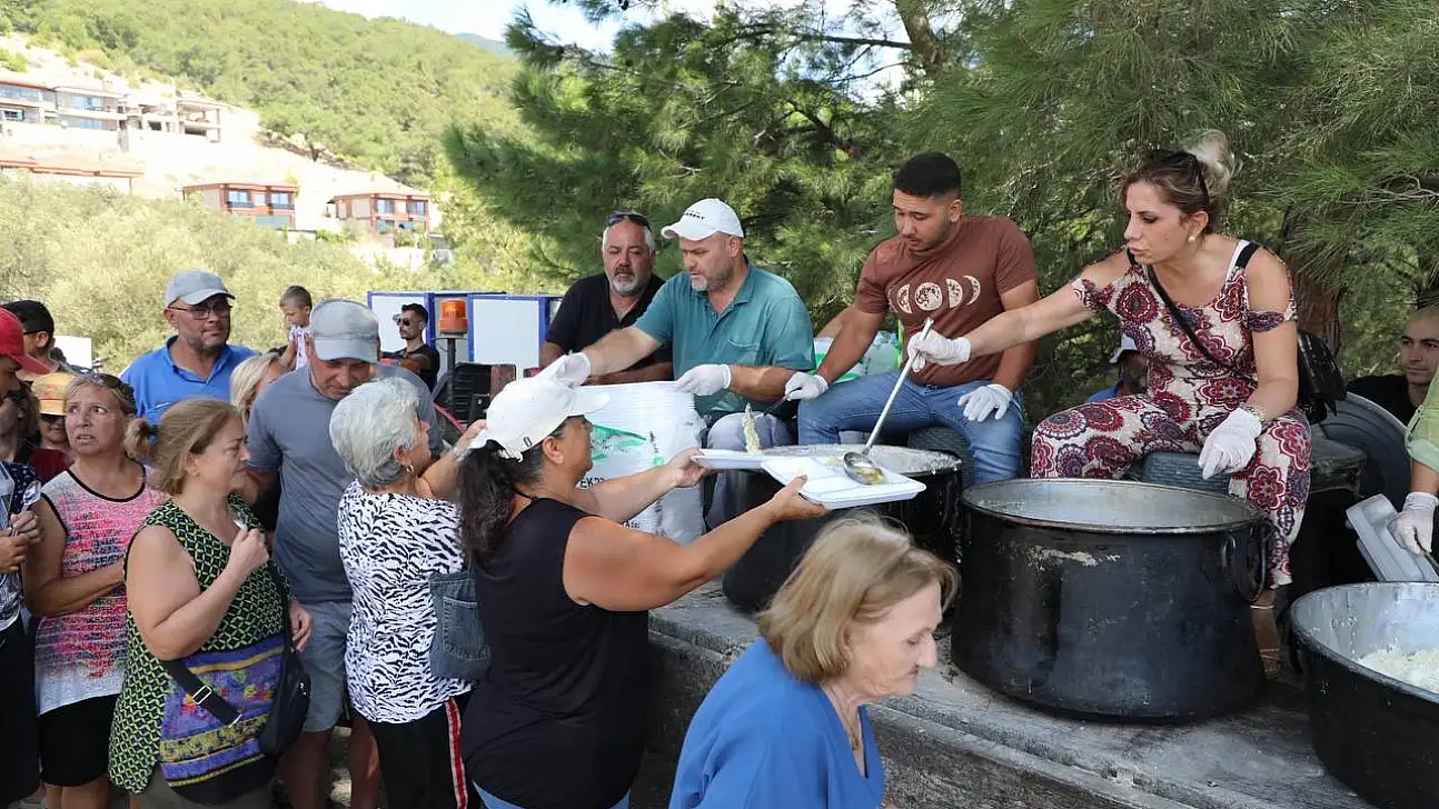 35. Geleneksel Güre Sarıkız Hayrı binlerce kişinin katılımıyla yapıldı