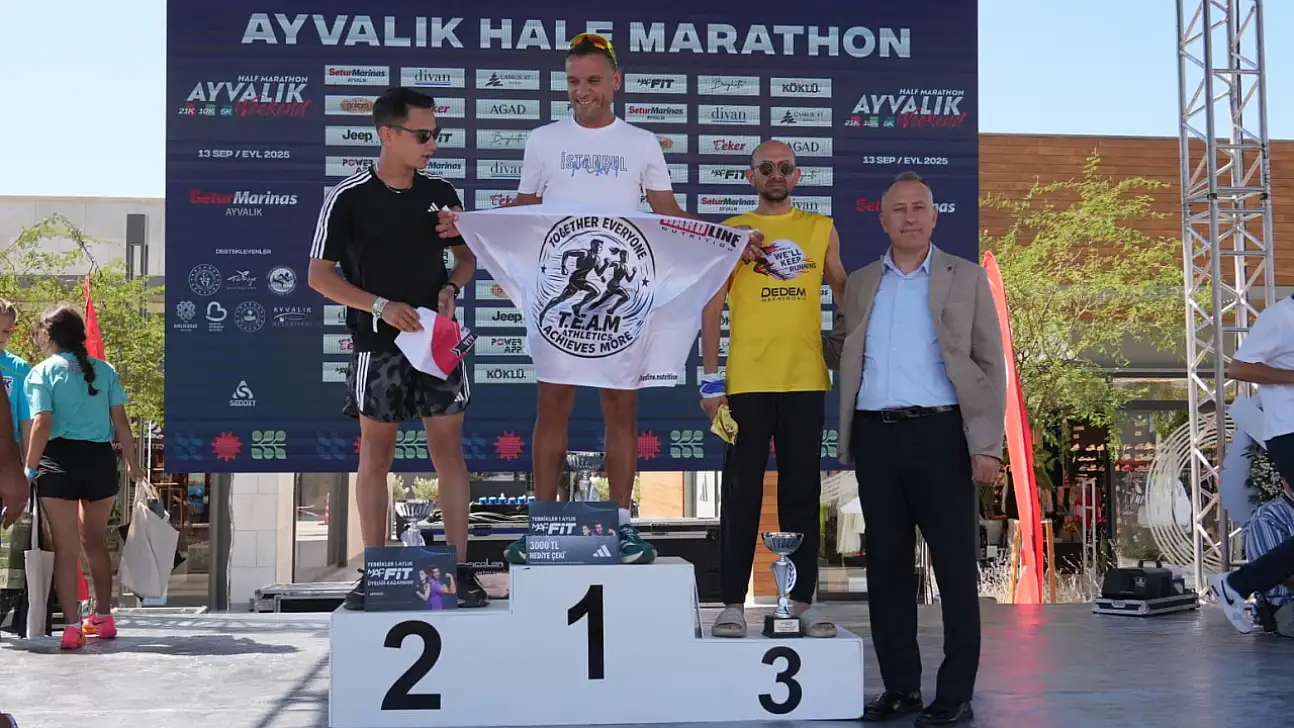 Ayvalık, Kurtuluş Yarı Maratonu ile Sporun Merkezine Dönüştü