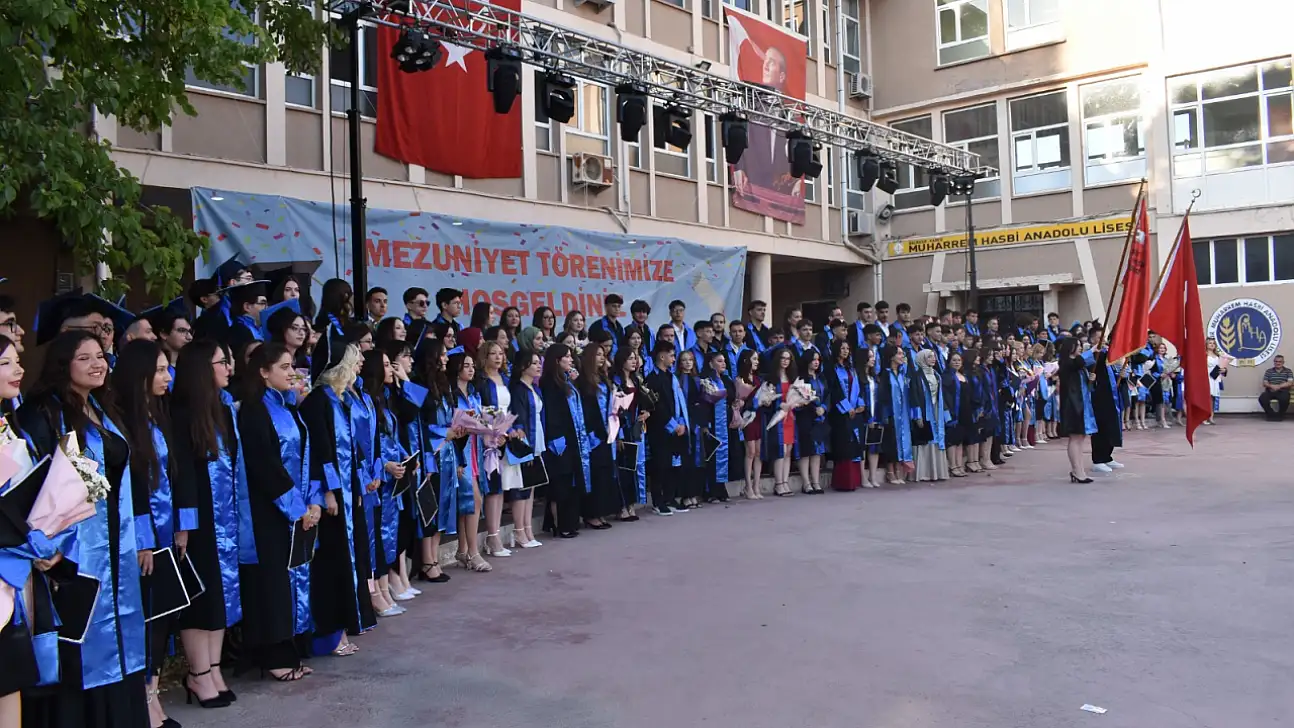 MHAL'de 167 öğrenci mezun oldu
