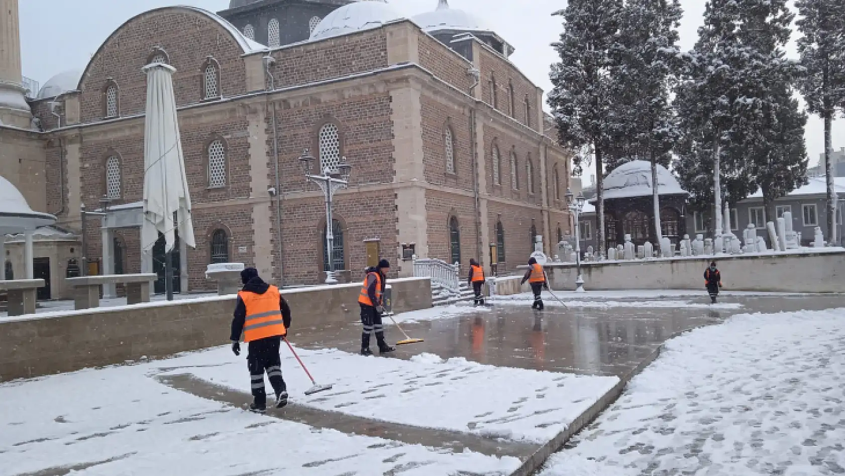 Balıkesir ve ilçelerde kar yağışı devam edecek... Son durum ne ?