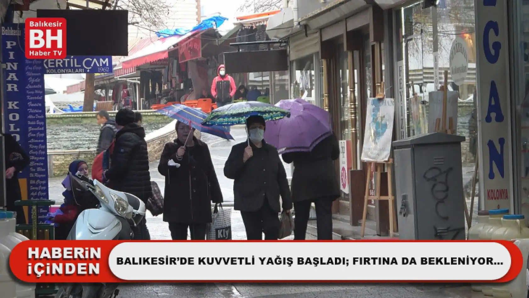 Balıkesir'de Kuvvetli Yağış Başladı Fırtına da Bekleniyor